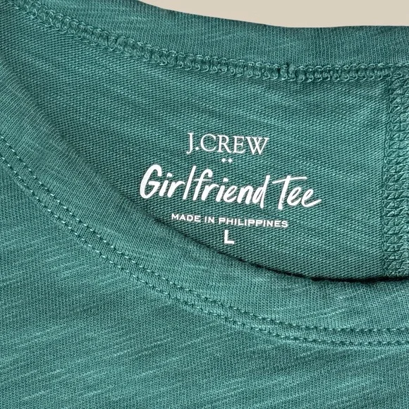 J. Crew Women’s Green Girlfriend Tee Chest Pocket  Boxy Cropped 100% Cotton SZ L - Picture 4 of 5